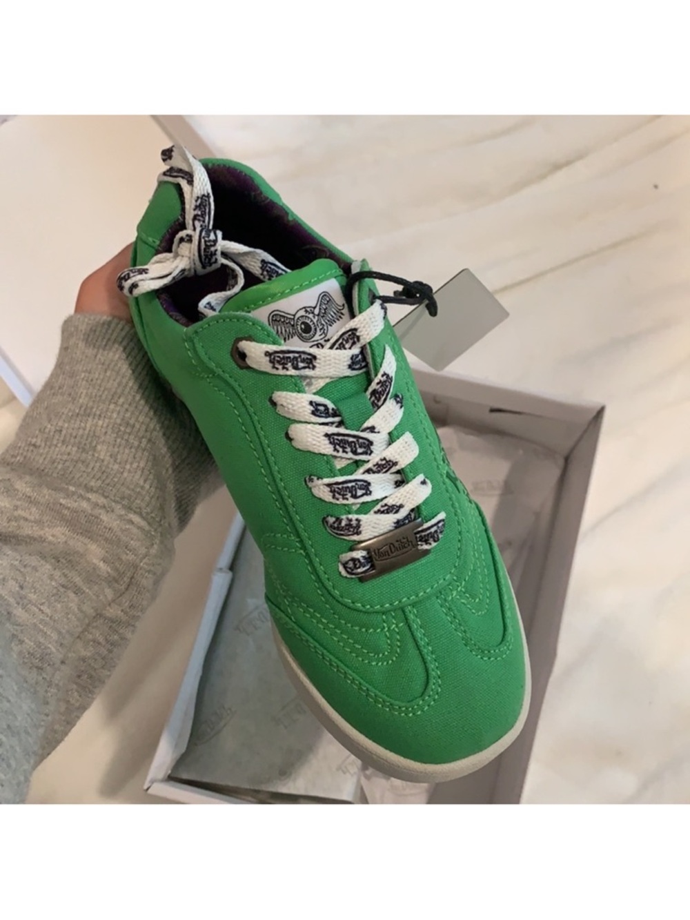 Von Dutch Green Canvas Low-Top Sneakers with White Laces Sz 36